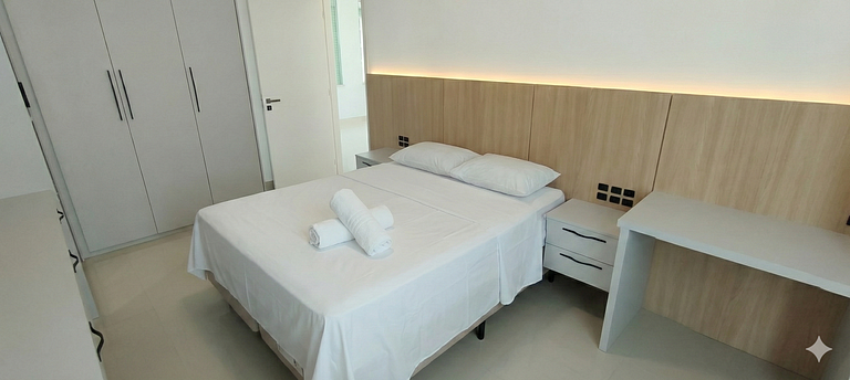 Cobertura Duplex Luxo com Piscina e Jardim