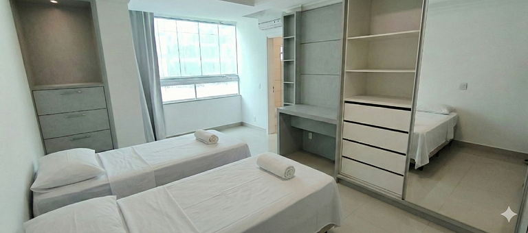 Cobertura Duplex Luxo com Piscina e Jardim