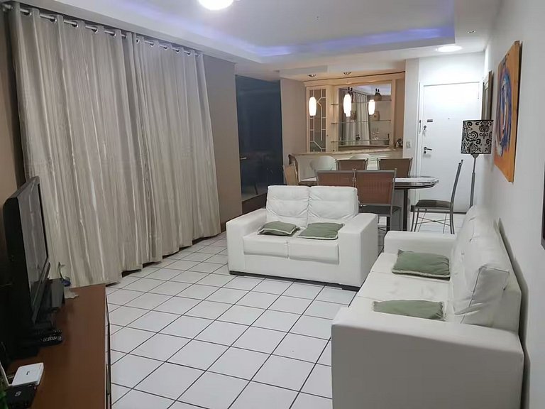 280m² e piscina só sua, pé na praia